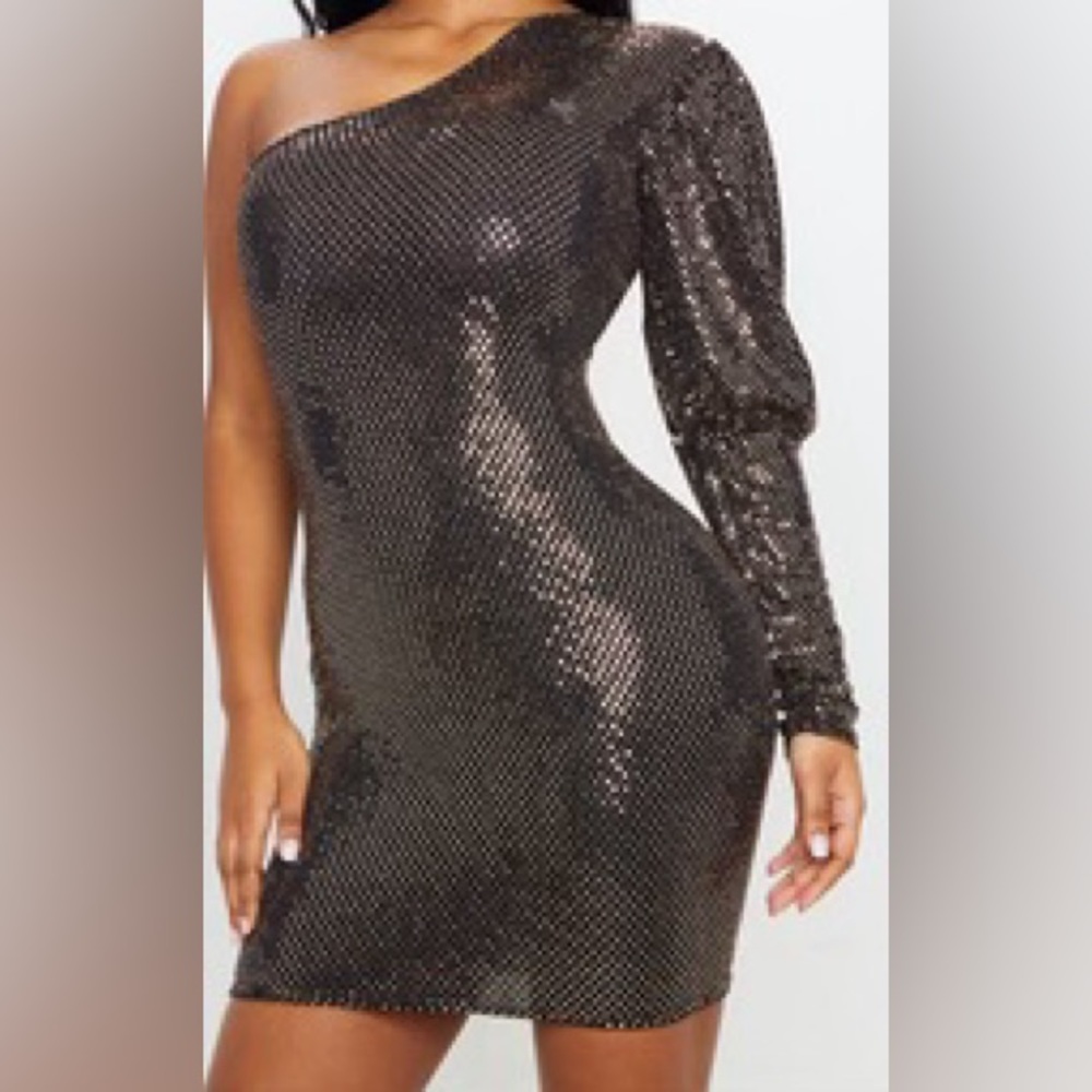 PrettyLittleThing Black One Shoulder Dress